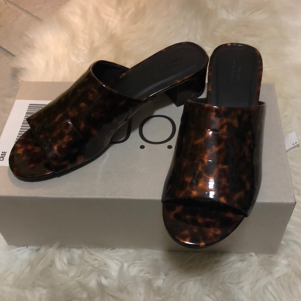 Urban Outfitters PATTI tortoise heel mules
